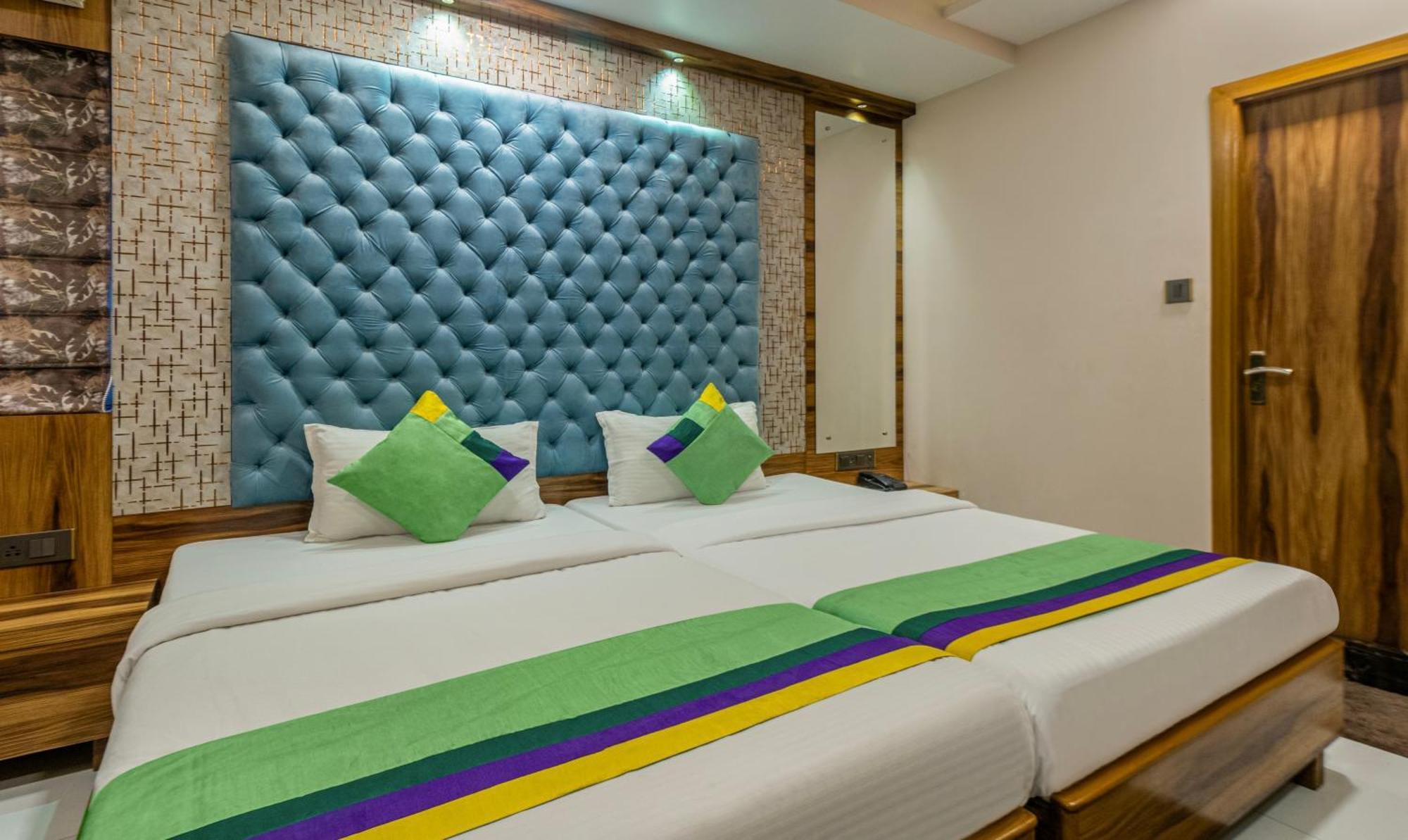 Hotel Orion Crystal Calcutta  Esterno foto