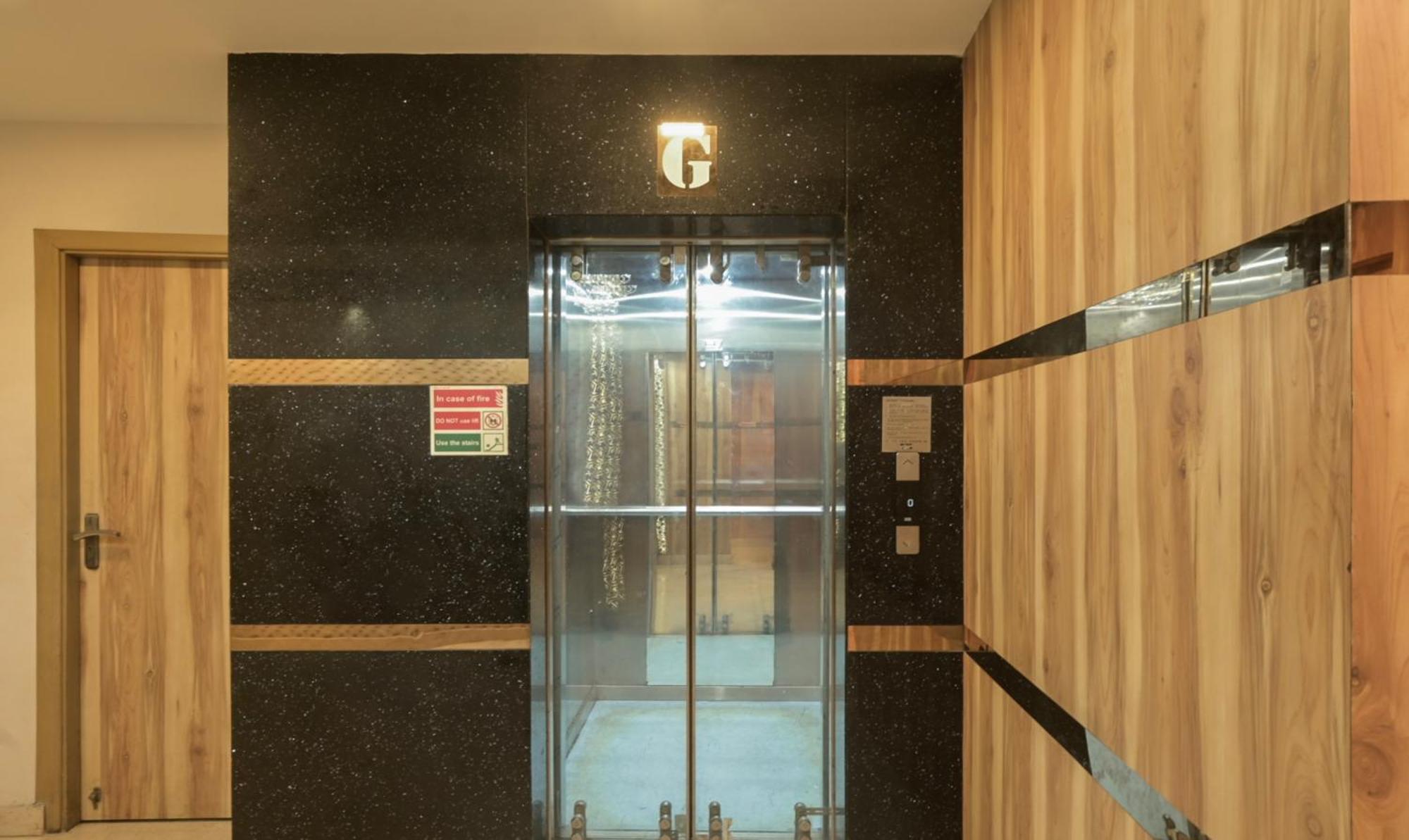 Hotel Orion Crystal Calcutta  Esterno foto