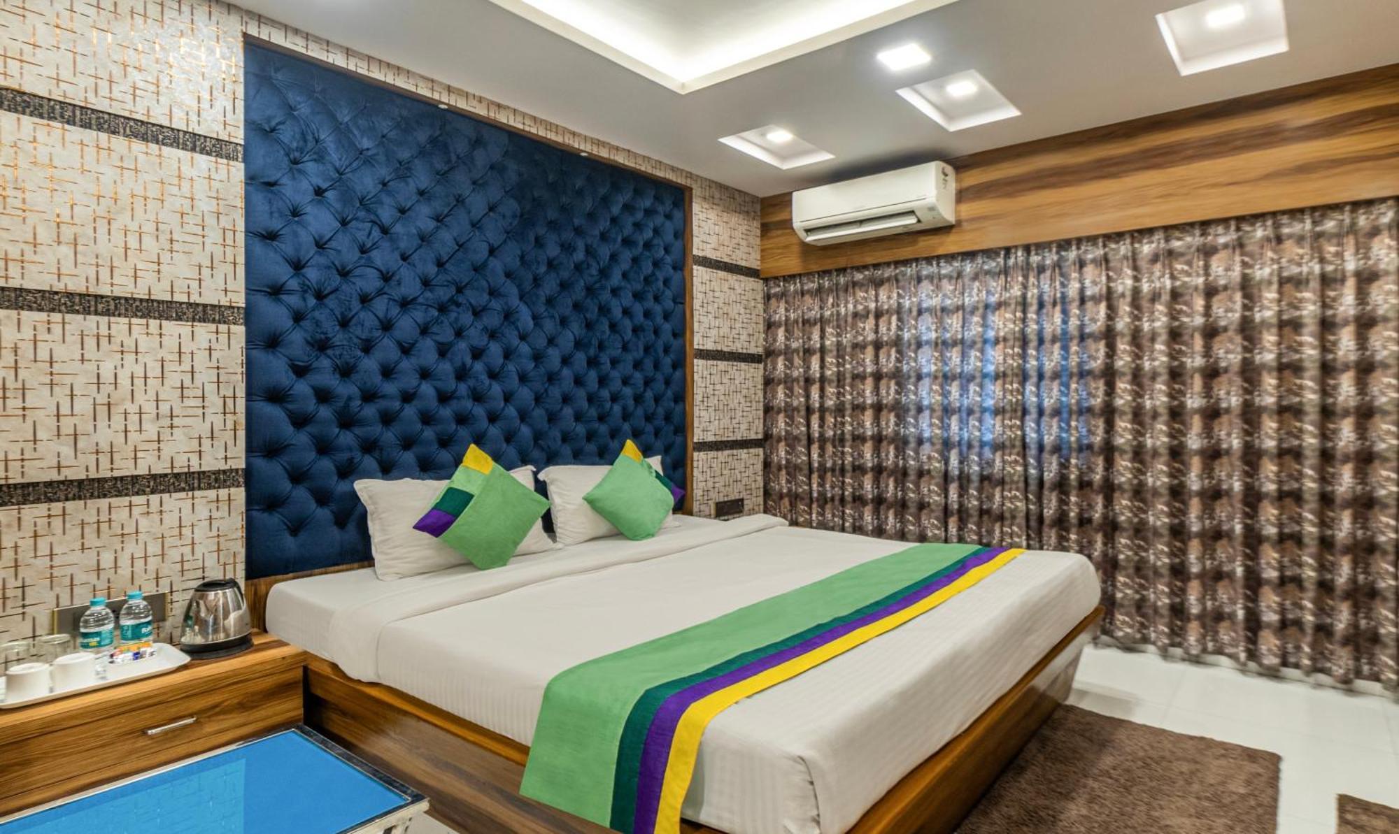 Hotel Orion Crystal Calcutta  Esterno foto