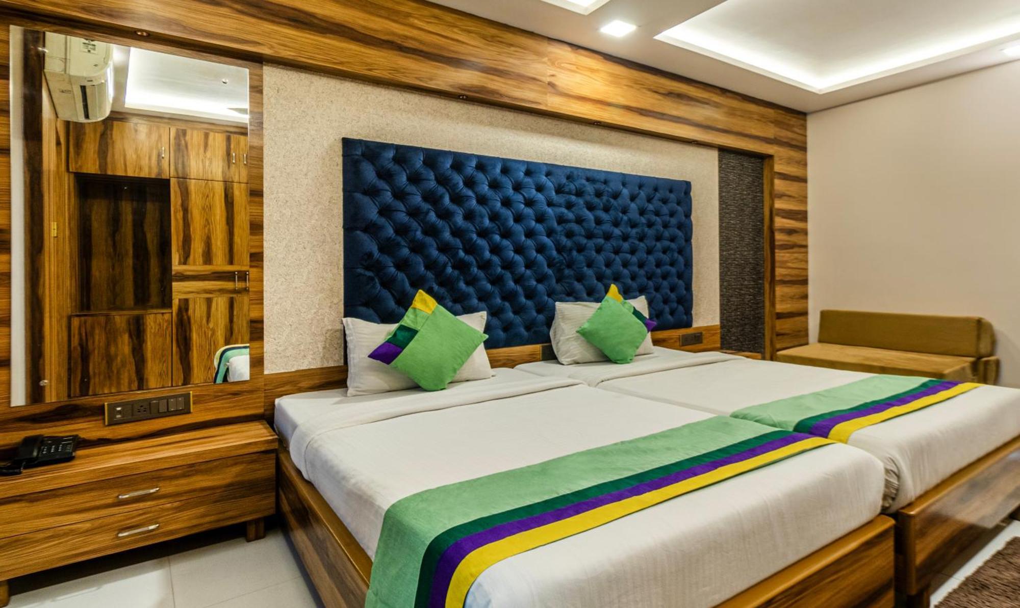 Hotel Orion Crystal Calcutta  Esterno foto